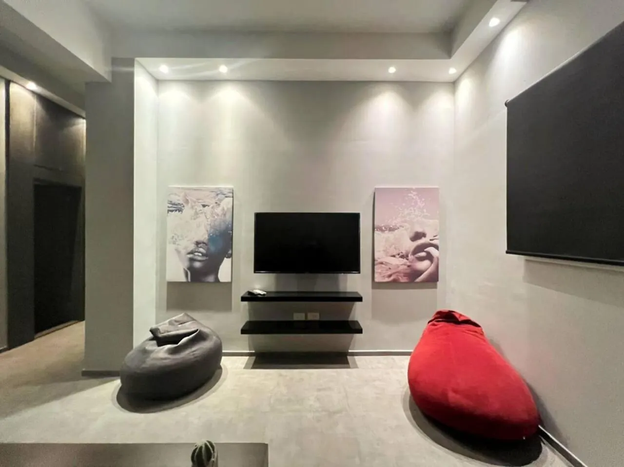 Nicole 2Br In Gemmayze Ar Rumayl Lebanon
