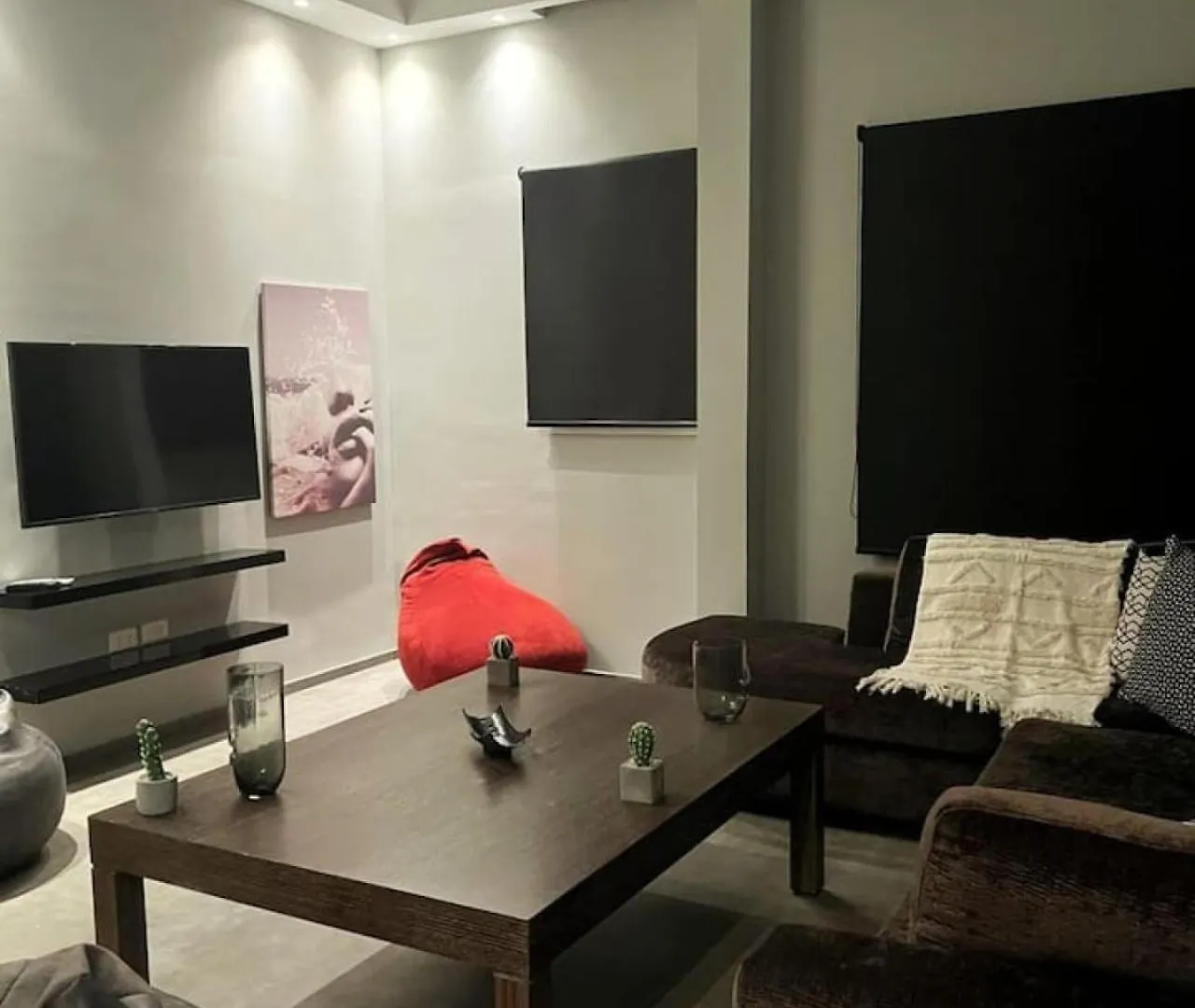 Nicole 2Br In Gemmayze Ar Rumayl